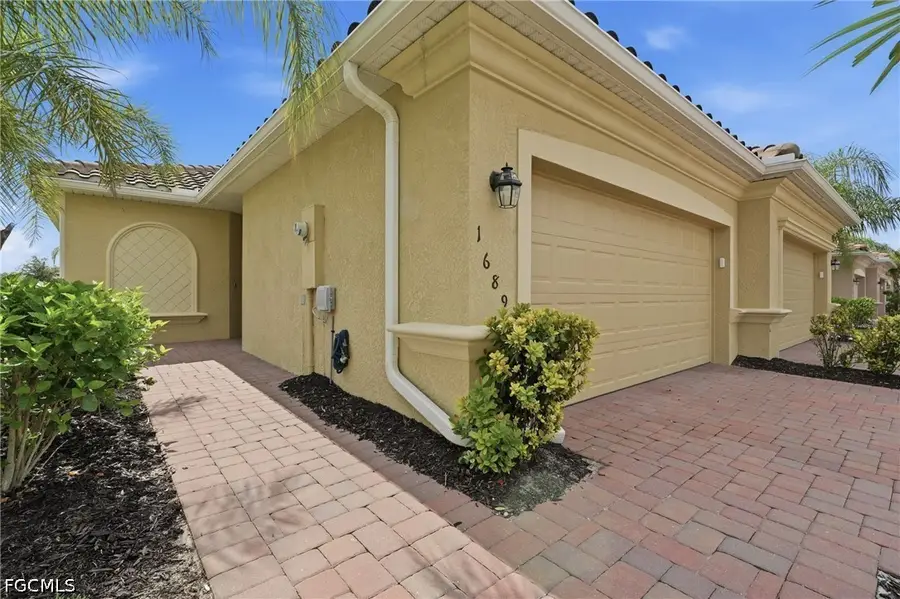 1689 Alameda Drive, Naples, FL 34120 - #2
