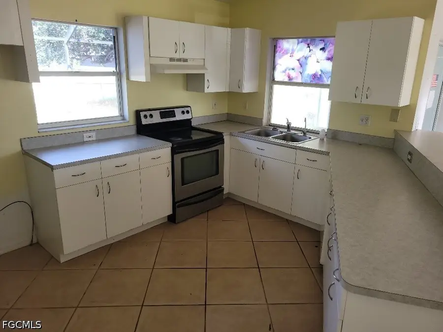 208 NW 4th Avenue, Cape Coral, FL 33993 - #2