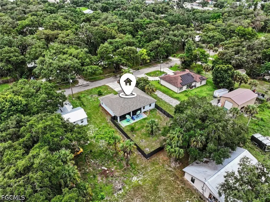 190 Hendry Street, Labelle, FL 33935 - #2