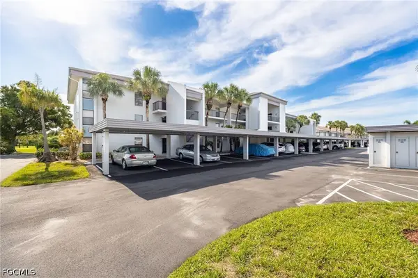 5905 Trailwinds Drive #812, Fort Myers, FL 33907