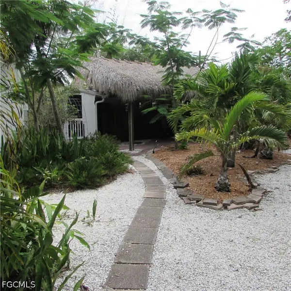 7697 Beach Daisy Lane, Bokeelia, FL 33922
