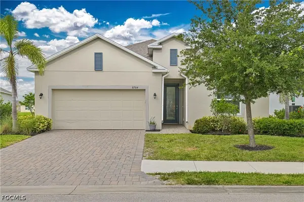 8784 Cascade Price Circle, North Fort Myers, FL 33917