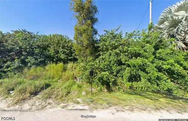 466 Petite Avenue, Lehigh Acres, FL 33974
