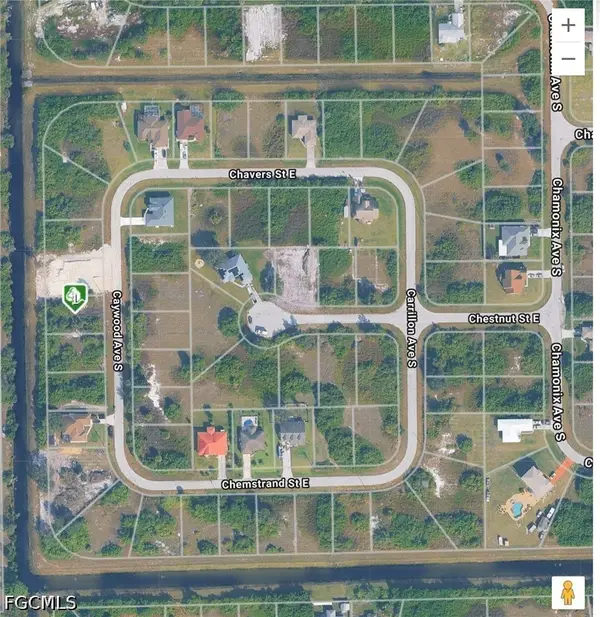 422 Caywood Avenue S, Lehigh Acres, FL 33974