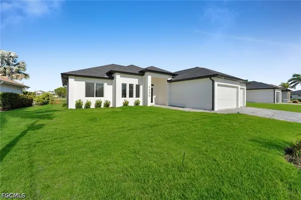 2712 NW 41st Avenue, Cape Coral, FL 33993