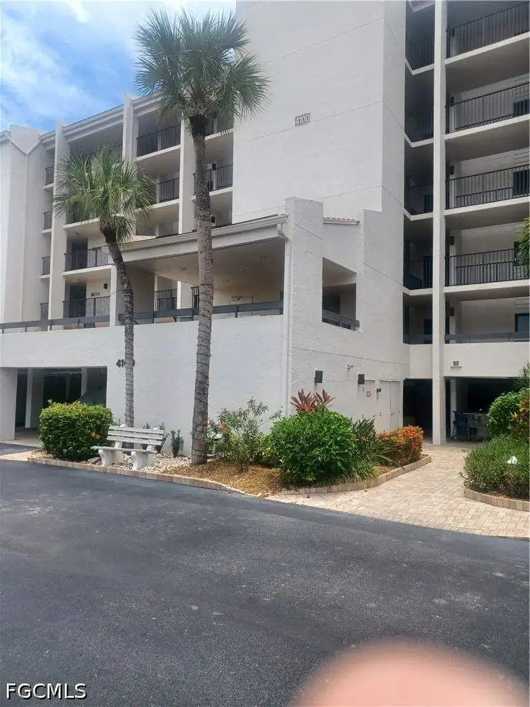 4100 Steamboat Bend E #401, Fort Myers, FL 33919 - #1