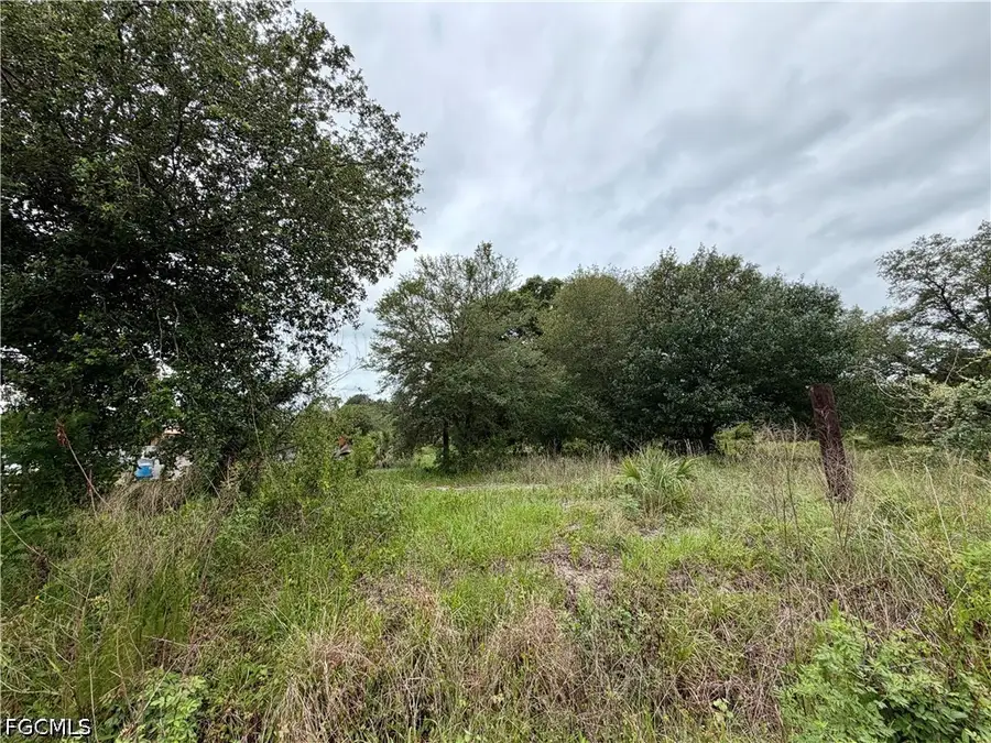 210 S Olivo Street, Clewiston, FL 33440 - #3