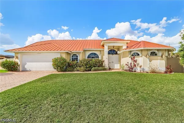 1721 SW 30th Terrace, Cape Coral, FL 33914