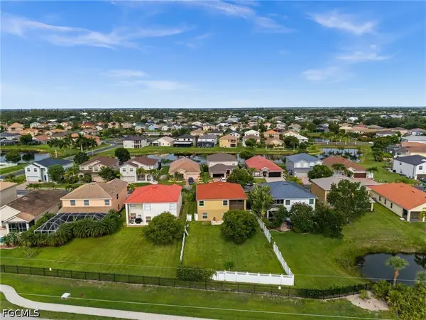 2017 Cape Heather Circle, Cape Coral, FL 33991