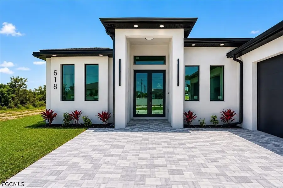 618 NE 12th Street, Cape Coral, FL 33909 - #2