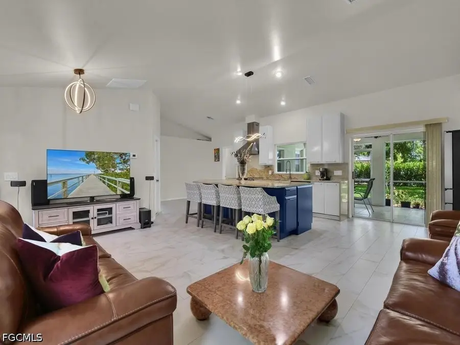 206 SE 28th Terrace, Cape Coral, FL 33904 - #2