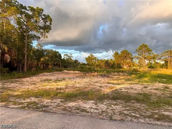 2914 N Elaine Avenue, Lehigh Acres, FL 33971