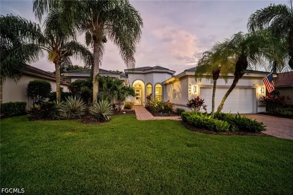 9042 Bronco Court, Naples, FL 34113
