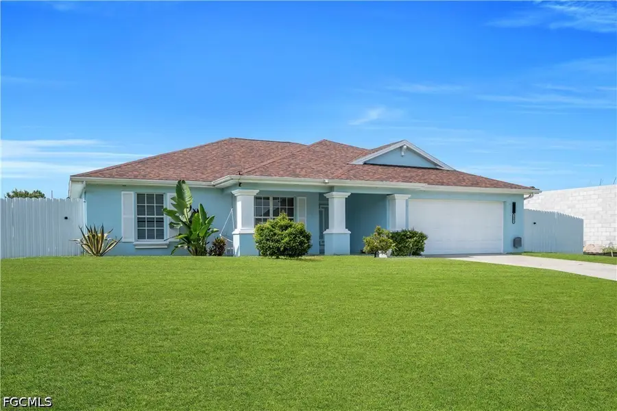 3902 3rd St Sw, Lehigh Acres, FL 33976 - #2