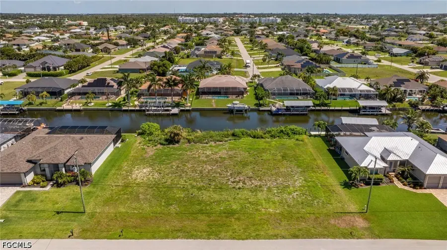 2201 SW 28th Terrace, Cape Coral, FL 33914 - #2