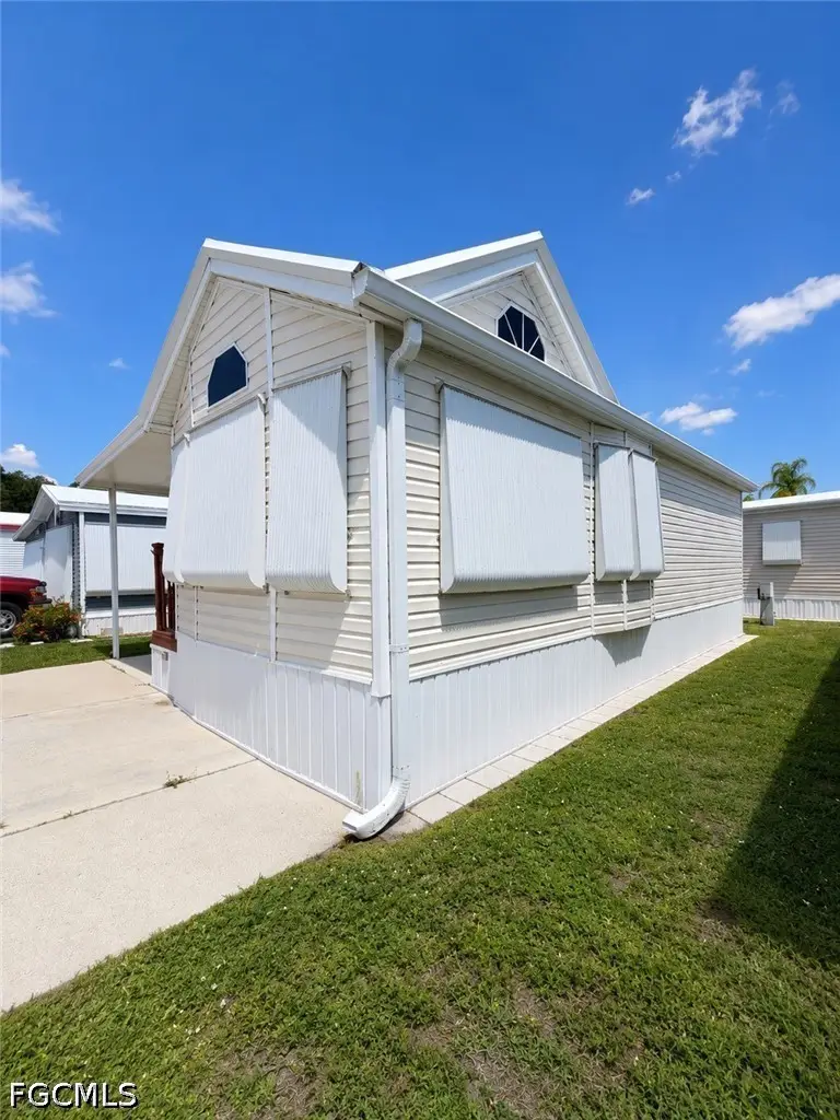 334 Blue Spring Terrace, North Fort Myers, FL 33903 - #3