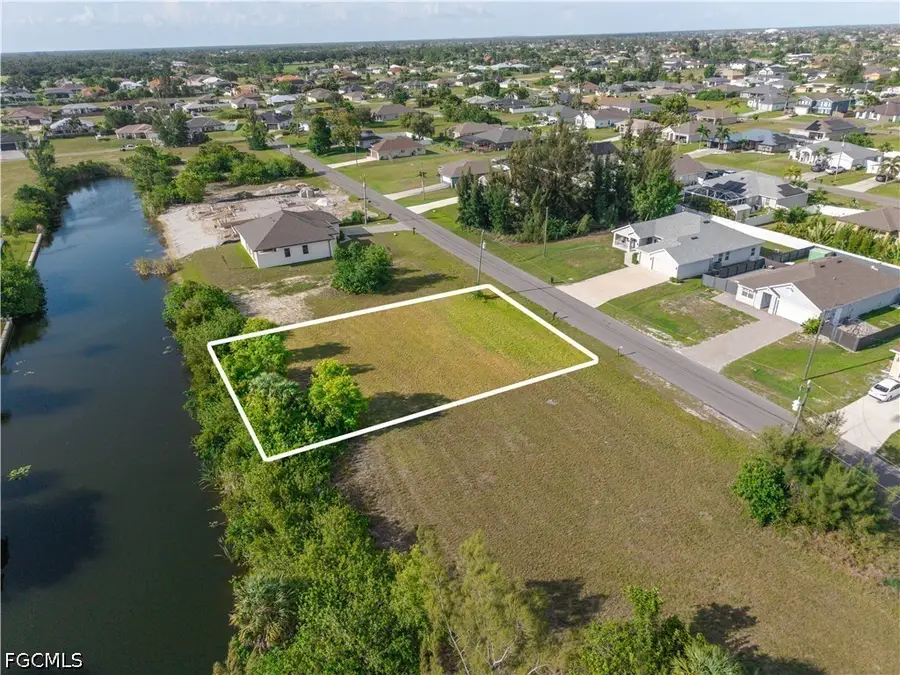 1124 NW 28th Avenue, Cape Coral, FL 33993 - #3
