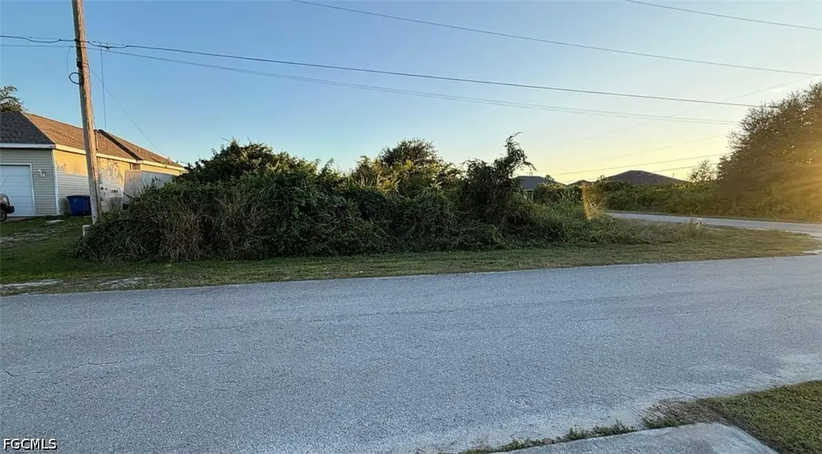 3219 37th Street Sw, Lehigh Acres, FL 33976 - #1