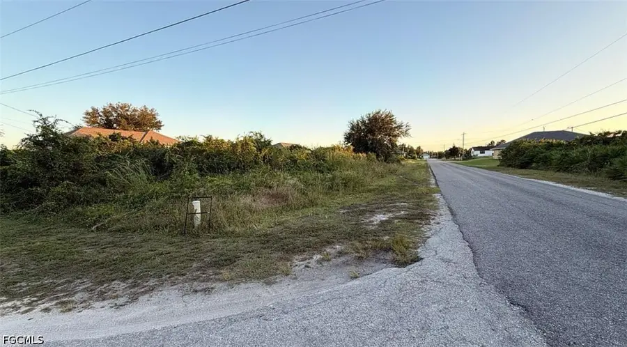 3219 37th Street Sw, Lehigh Acres, FL 33976 - #2