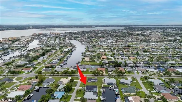 3728 SE 18th Avenue, Cape Coral, FL 33904