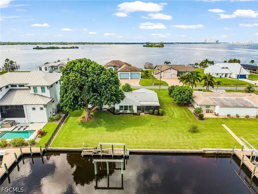 2068 Club House Road, North Fort Myers, FL 33917 - #3