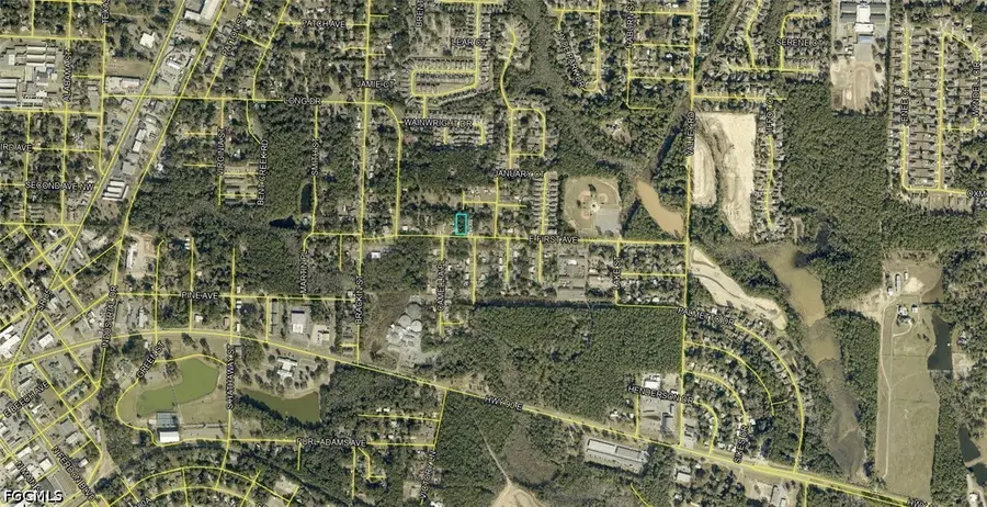 E First Avenue, Crestview, FL 32539 - #3