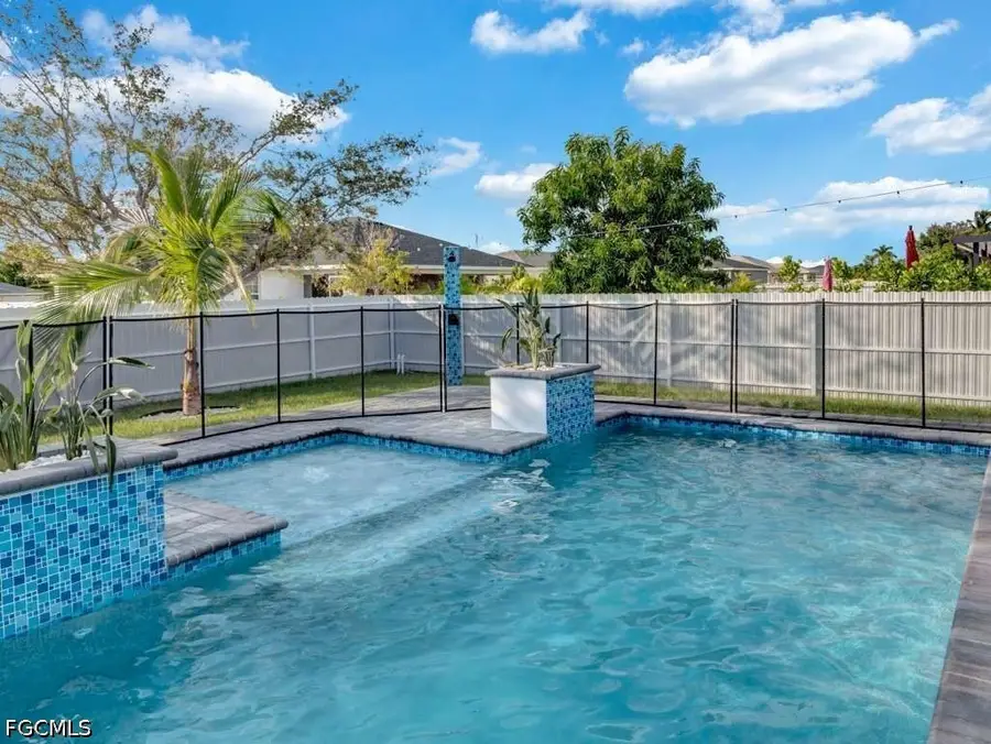 1002 NE 2nd Place, Cape Coral, FL 33909 - #3