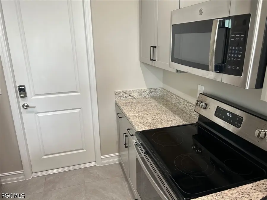 7524 Morgan Way, Naples, FL 34119 - #3