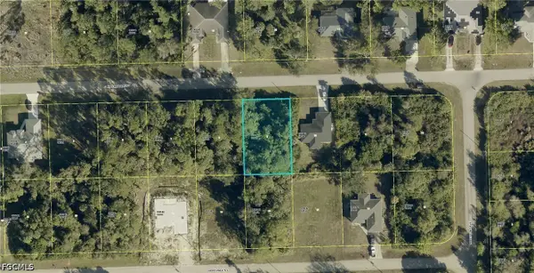 3841 Hillandale Street, Fort Myers, FL 33905