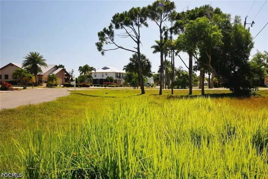 7704 Grande Pine Road, Bokeelia, FL 33922 - #3