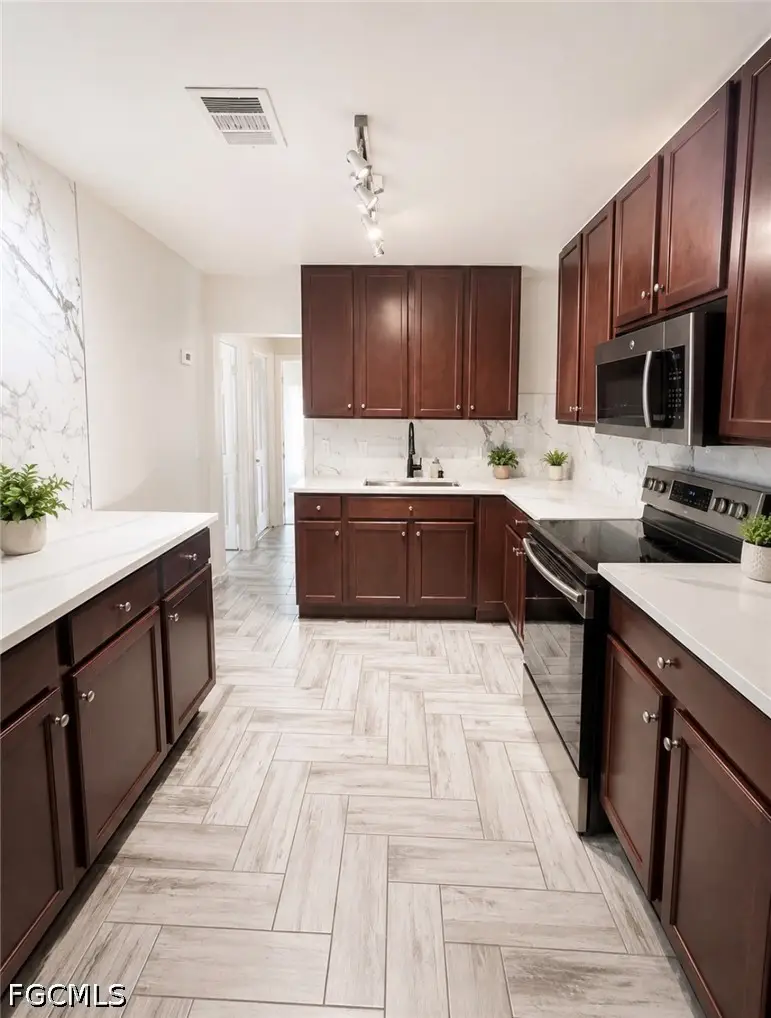 415 Fairfax Drive, Fort Myers, FL 33905 - #1