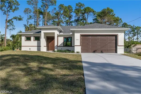 2613 39th Street W, Lehigh Acres, FL 33971