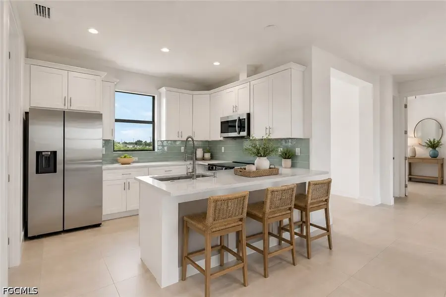 2208 NE 9th Avenue, Cape Coral, FL 33909 - #3