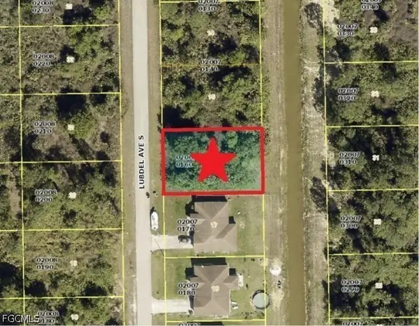 323 Lubdel Avenue S, Lehigh Acres, FL 33974