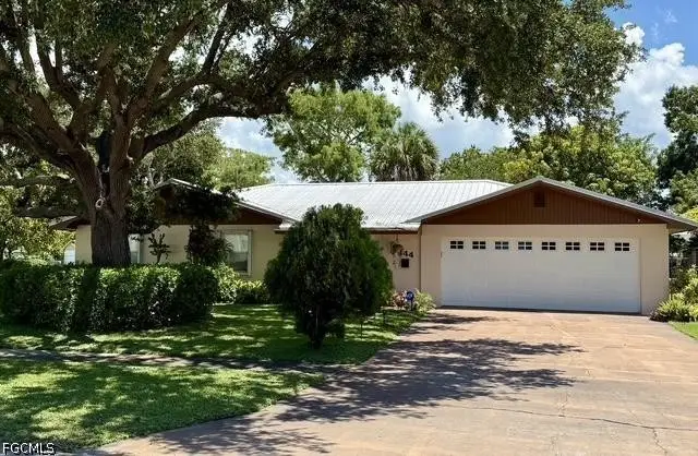 444 E Osceola Avenue, Clewiston, FL 33440 - #1