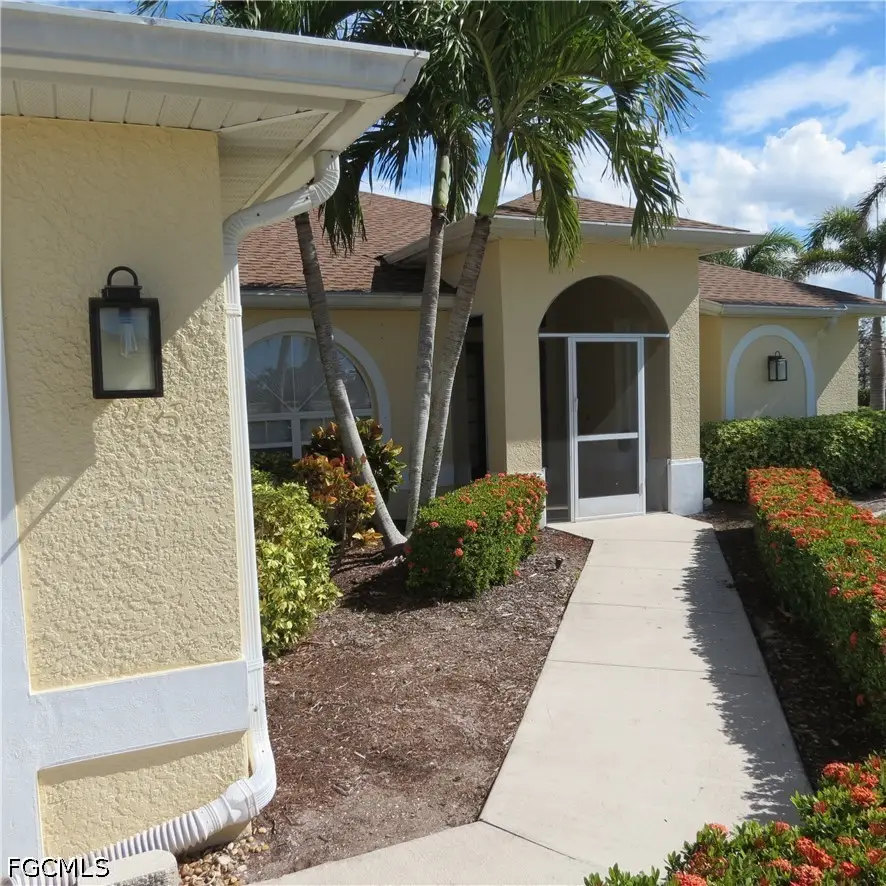4145 SW 9th Avenue, Cape Coral, FL 33914 - #3