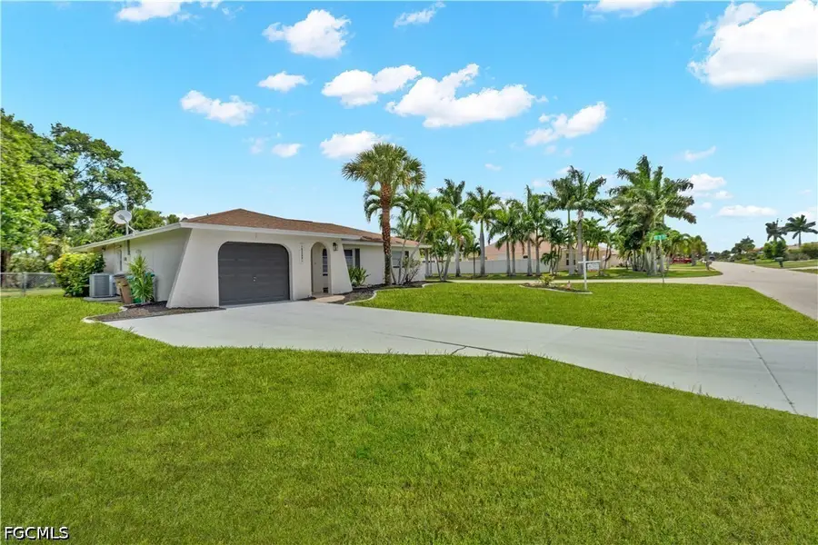 1121 SE 36th Street, Cape Coral, FL 33904 - #3