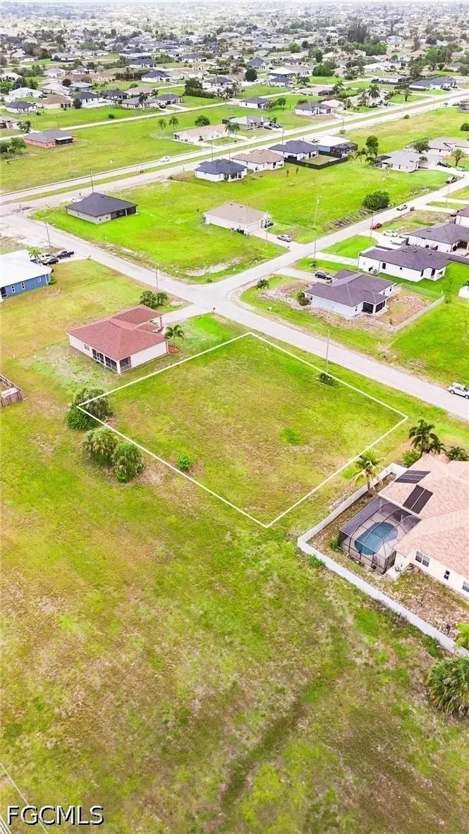 819 NW 24th Place, Cape Coral, FL 33993 - #3