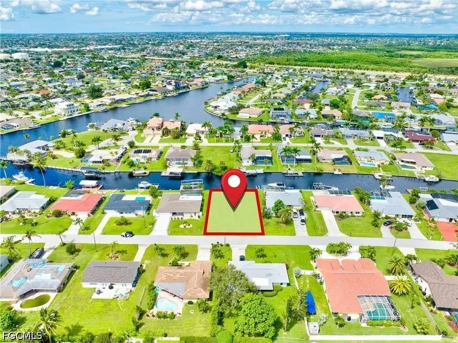 2227 SE 27th Terrace, Cape Coral, FL 33904 - #2