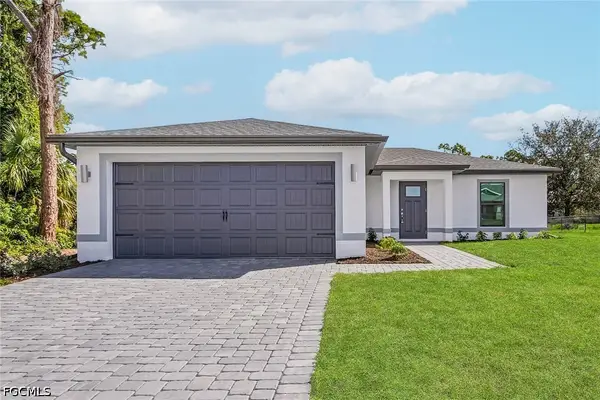 442 Burrstone Drive, Lehigh Acres, FL 33974