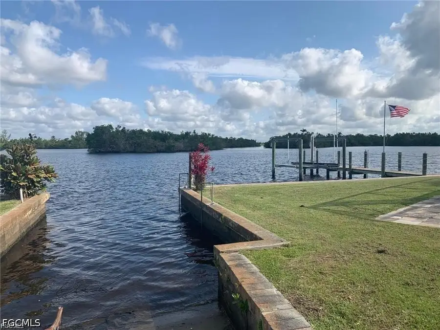 4919 E Riverside Drive, Fort Myers, FL 33905 - #2