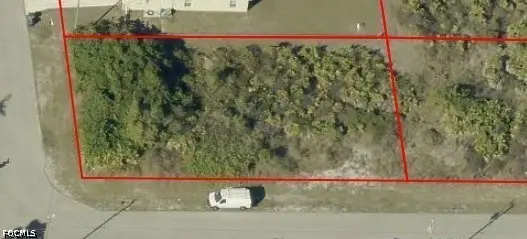 1607 Dora Avenue S, Lehigh Acres, FL 33976 - #2