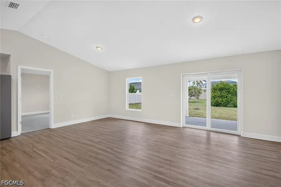 105 NW 9th Terrace, Cape Coral, FL 33993 - #3
