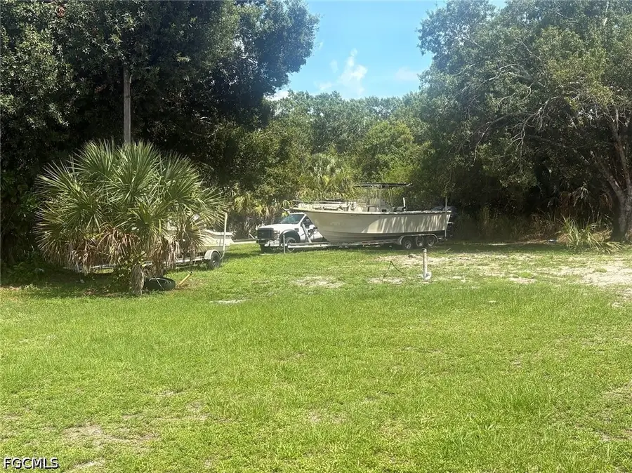 4281 Elwood Road, Fort Myers, FL 33908 - #3