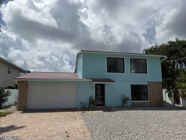 215 Albatross Street, Fort Myers Beach, FL 33931 - #2