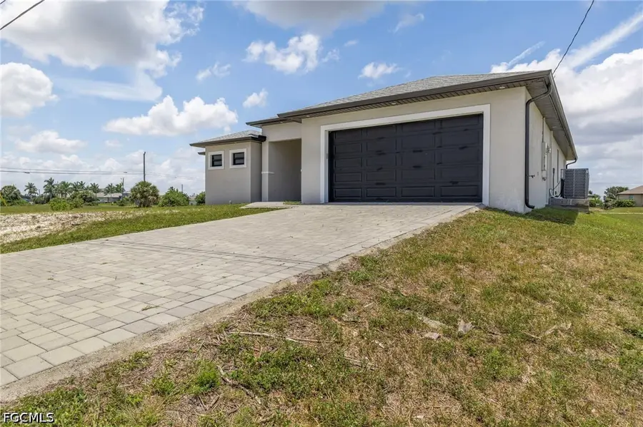 4304 Jacaranda Parkway W, Cape Coral, FL 33993 - #3