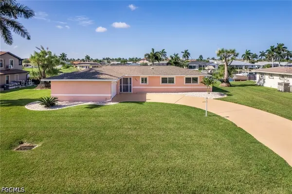 1640 SE 40th Street, Cape Coral, FL 33904