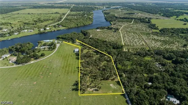 5247 County Rd 78, Labelle, FL 33935