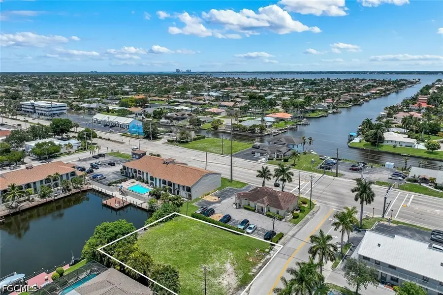 1523 SE 36th Terrace, Cape Coral, FL 33904 - #3