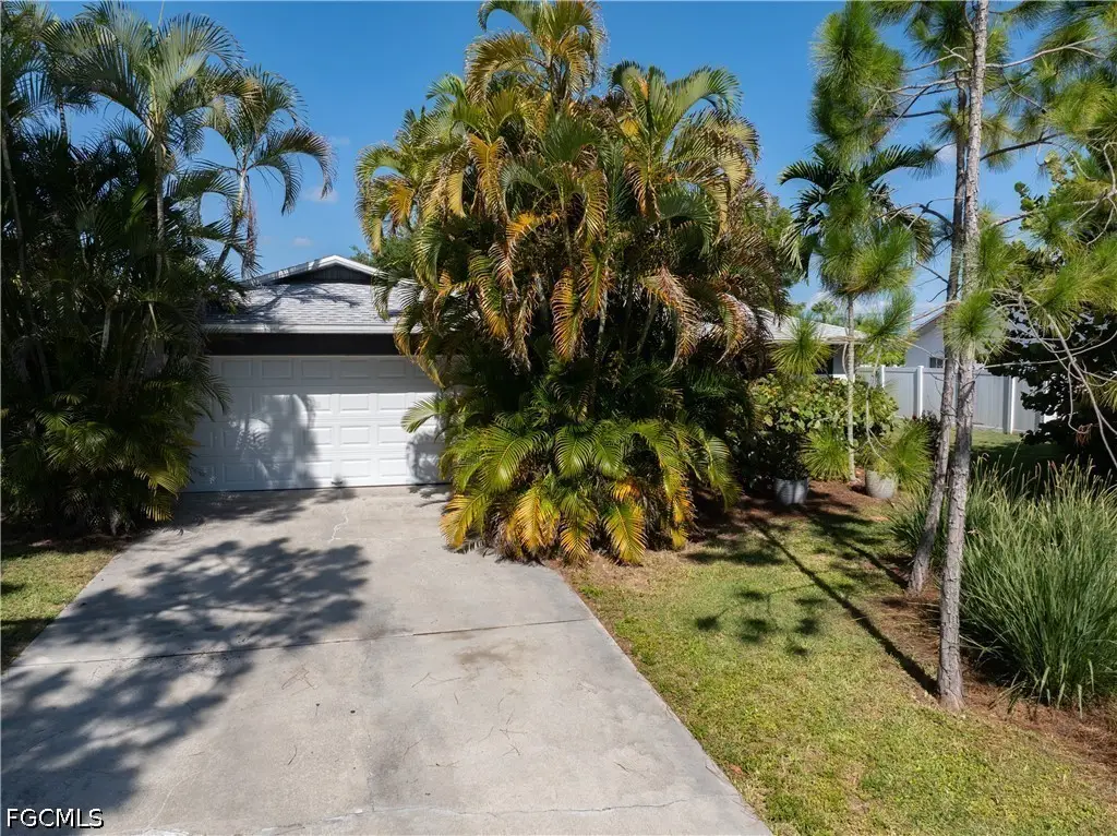 208 NE 9th Avenue, Cape Coral, FL 33909 - #1